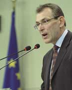 Il commissario europeo all'Energia, Andris Piebalgs