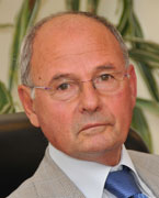 L'assessore regionale degli Affari generali, Mario Floris
